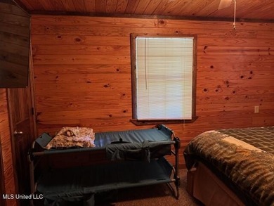 This camp house is a beautiful retreat nestled along the serene - photo 18