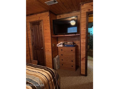 This camp house is a beautiful retreat nestled along the serene - photo 19