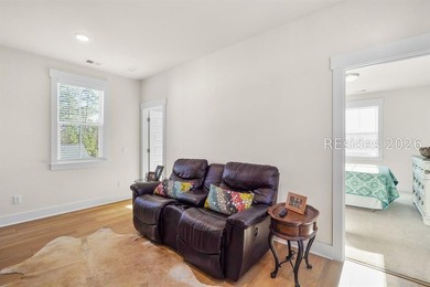 Clean, crisp and comfortable! This exceptional 3-bedroom, 2.5 - photo 23