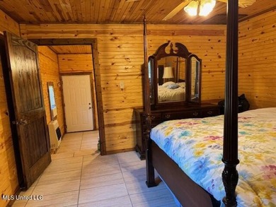 This camp house is a beautiful retreat nestled along the serene - photo 32