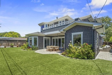 Tucked into Coronado's coveted Country Club Estates, this - photo 32