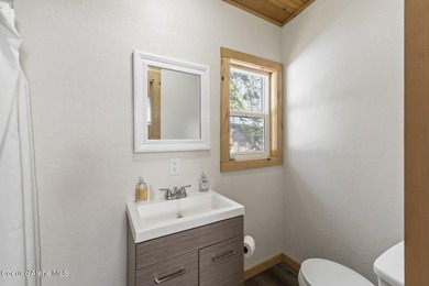 Make Memories year-round at this beautiful Priest Lake retreat - - photo 44