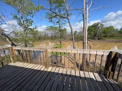 This camp house is a beautiful retreat nestled along the serene - photo 44