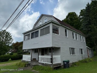 Lake Home For Sale in Harveys Lake, Pennsylvania