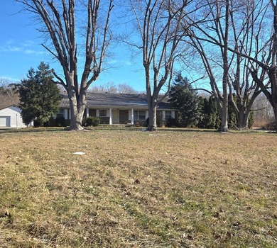 Lake Morris Home For Sale in Hopkinsville Kentucky