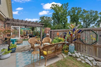 Step into a home where custom craftsmanship, exceptional storage - photo 26