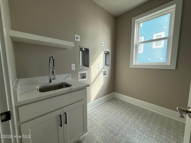 Dutchman Is An Iconic Oceanfront Sanctuary Located At 2025's #1 - photo 27
