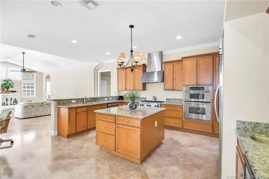 4 Bedroom plus office 3.5 bths, rare opportunity in Willoughby - photo 13