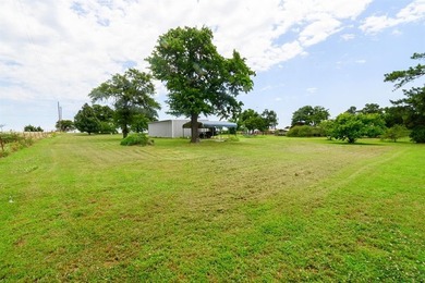 Beautiful home with shop building on an acre mol waiting for you - photo 31