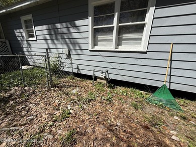 Attention Investors, located in the heart of Gulfport, near - photo 3