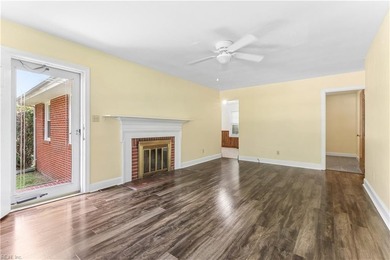 This beautifully maintained brick rancher offers 3 bedrooms/1.5 - photo 6
