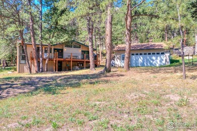 (private lake, pond, creek) Home For Sale in Lyons Colorado