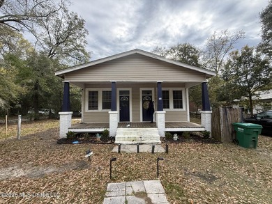 Attention investors! Currently leased until May 2027 at $1300 - photo 1