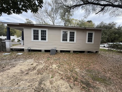 Attention investors! Currently leased until May 2027 at $1300 - photo 2