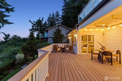Perched above Lake Washington in one of the Island's most - photo 18