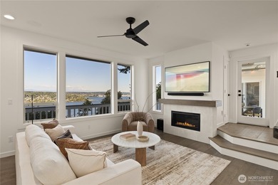 Perched above Lake Washington in one of the Island's most - photo 20