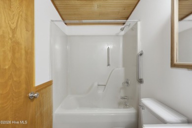 Welcome to this charming home North of Elizabeth City. Move-in - photo 22
