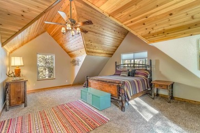 Incredibly beautiful custom home located on the highly manicured - photo 24