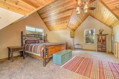 Incredibly beautiful custom home located on the highly manicured - photo 25