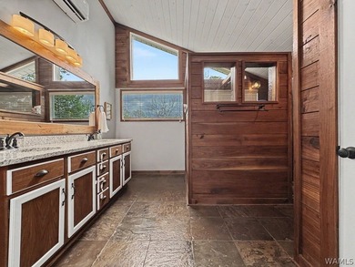 Experience the beauty of Lake Tuscaloosa at this delightful - photo 25