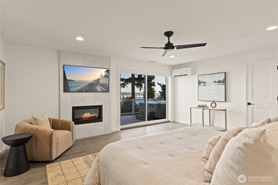 Perched above Lake Washington in one of the Island's most - photo 27
