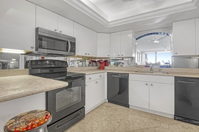 Imagine waking each morning to shimmering Intracoastal views and - photo 7