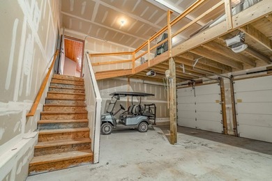 Incredibly beautiful custom home located on the highly manicured - photo 43
