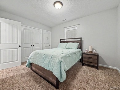 Experience the beauty of Lake Tuscaloosa at this delightful - photo 43