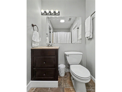Experience the beauty of Lake Tuscaloosa at this delightful - photo 46