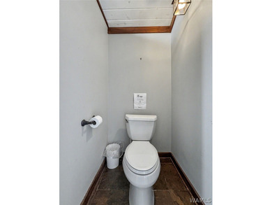 Experience the beauty of Lake Tuscaloosa at this delightful - photo 50