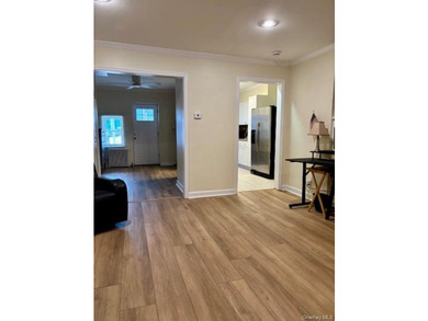 Well maintained brick Colonial. Handicap accessible with - photo 11