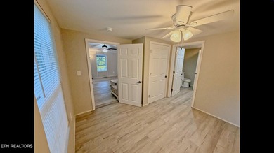 MOTIVATED SELLER! Move-in ready and packed with updates! This - photo 23