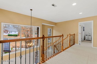 Beautiful Golf Front home, one of a kind has a Grand entry, Park - photo 27