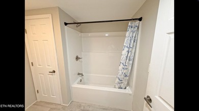 MOTIVATED SELLER! Move-in ready and packed with updates! This - photo 27