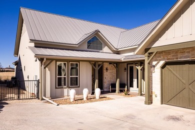 This beautiful German Hill Country style cottage is filled with - photo 32
