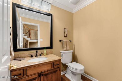 Beautiful Golf Front home, one of a kind has a Grand entry, Park - photo 37
