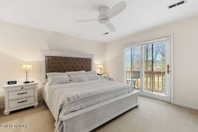 Beautiful Golf Front home, one of a kind has a Grand entry, Park - photo 45
