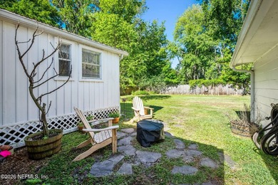 Completely renovated 3BR/2BA double-wide mobile home located on - photo 9