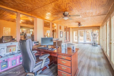 Peaceful lake living meets timeless character in this inviting - photo 25