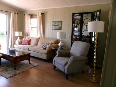 Spacious and well-maintained, this inviting home offers comfort - photo 12