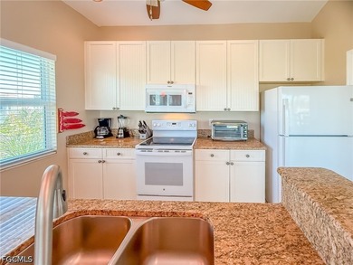 Exceptional Double-Lot Island Retreat! Ideally positioned on a - photo 14