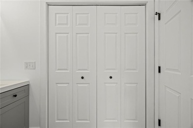 Discover easy, comfortable living in this brand-new 1 bedroom, 1 - photo 14