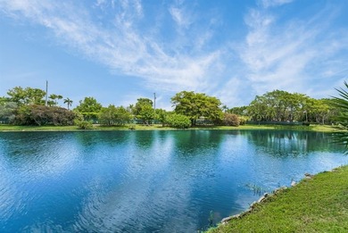 (private lake, pond, coastal) Condo For Sale in Boca Raton Florida