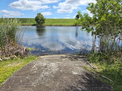 Lake Okeechobee Access - Close to locks, CBS home freshly - photo 30