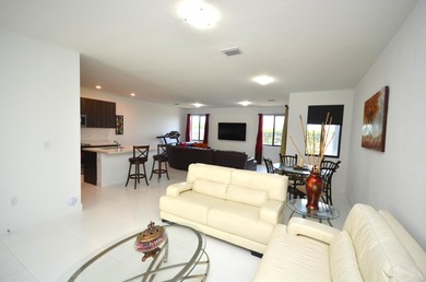 BACK TO SCHOOL SPECIAL: Beautifully updated home near top rated - photo 2