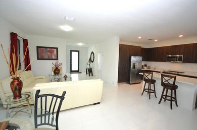 BACK TO SCHOOL SPECIAL: Beautifully updated home near top rated - photo 5