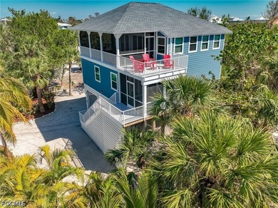 Exceptional Double-Lot Island Retreat! Ideally positioned on a - photo 43