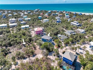 Exceptional Double-Lot Island Retreat! Ideally positioned on a - photo 46
