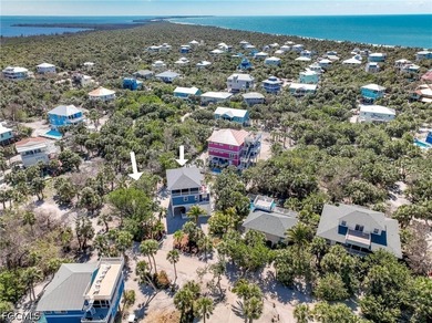 Exceptional Double-Lot Island Retreat! Ideally positioned on a - photo 47
