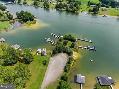 Nearly 1 acre of wooded land in the Morgan II community on the - photo 7